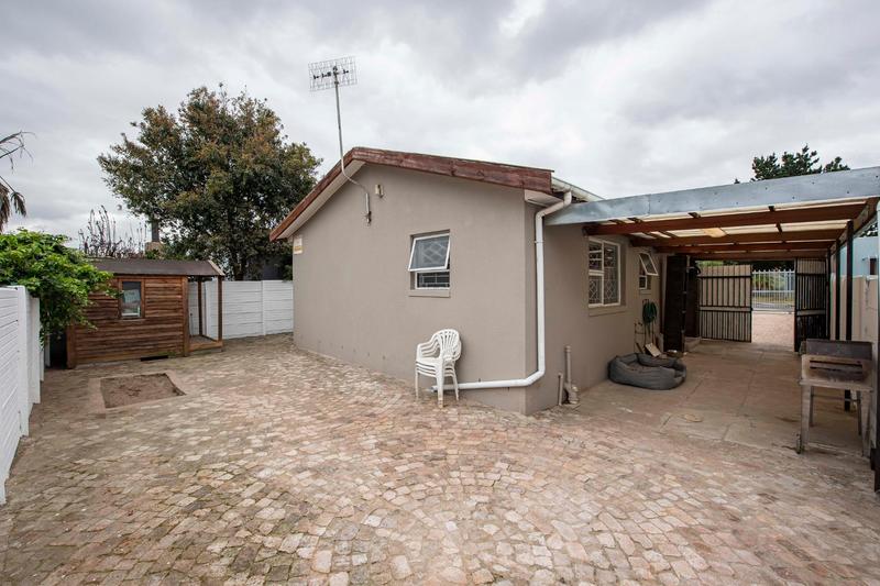 2 Bedroom Property for Sale in Protea Village Western Cape